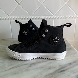 Converse Hiker Black and White All Star Chuck Taylor